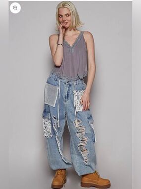 POL Women's Light Blue Distressed Boyfriend Jeans with Crochet Patches